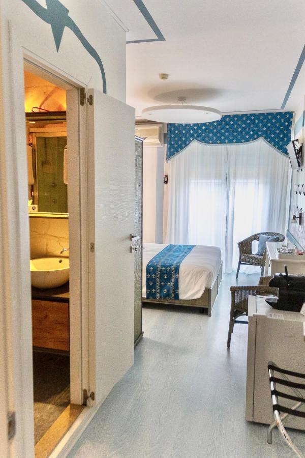 Hotel Meuble Tripoli 3*